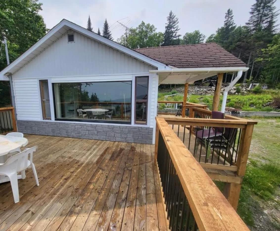 Cozy Chalet With Breathtaking Mountain View Villa Notre-Dame-Des-Bois Exterior photo